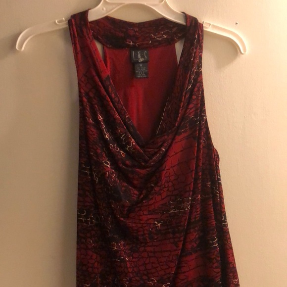 Brick red INC top rock it this 🍁! - Picture 1 of 2